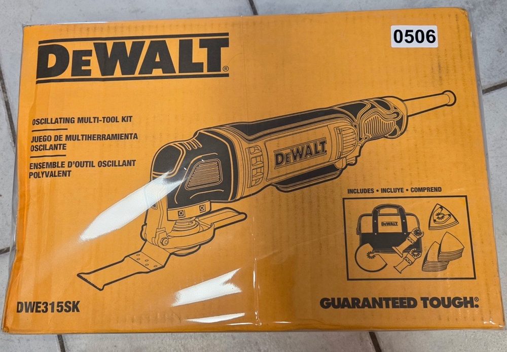 DeWalt DWE315SK oscillating multi-tool kit in the box